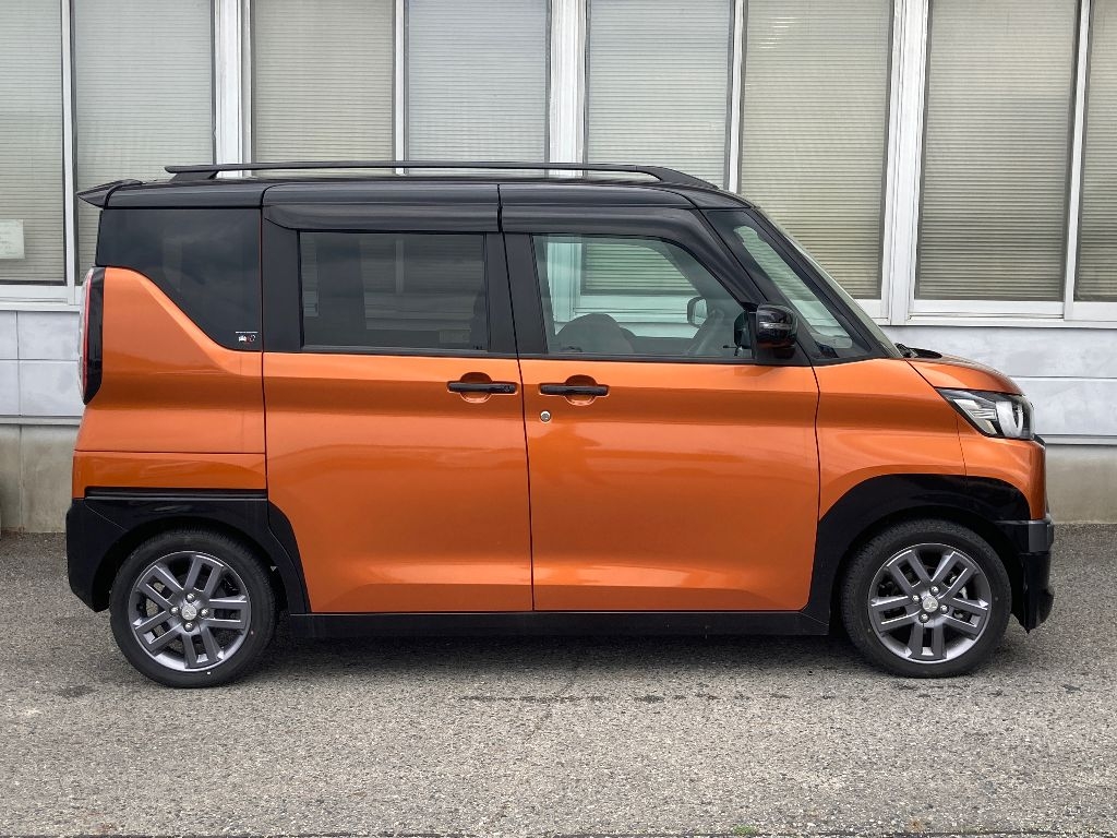 MITSUBISHI DELICA MINI
