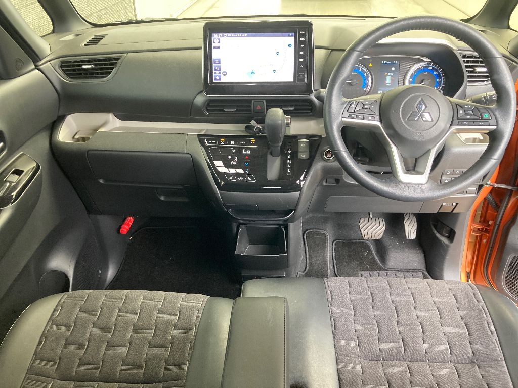 MITSUBISHI DELICA MINI