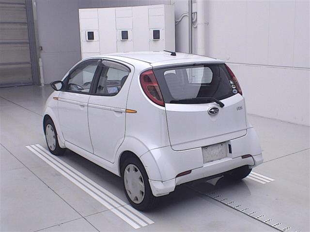 SUBARU R2