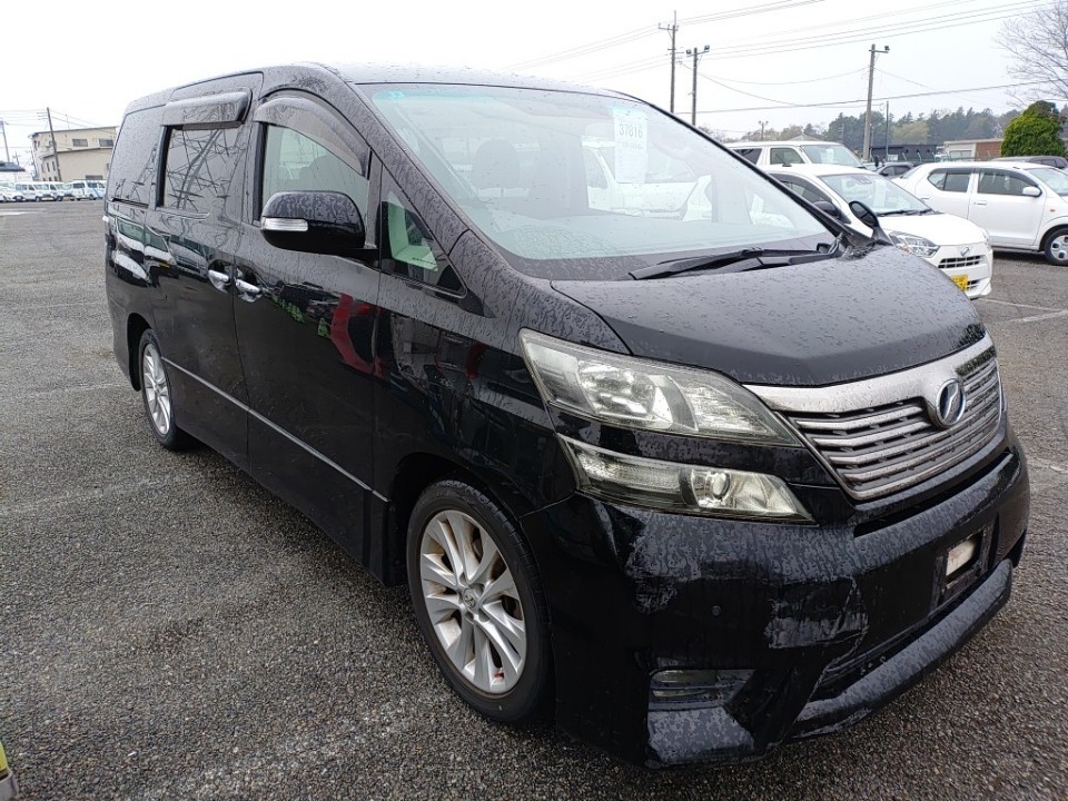 TOYOTA VELLFIRE