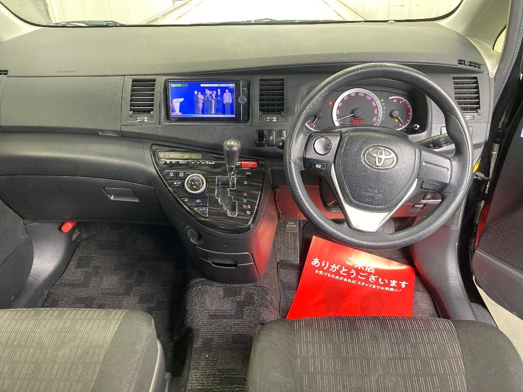 TOYOTA ISIS