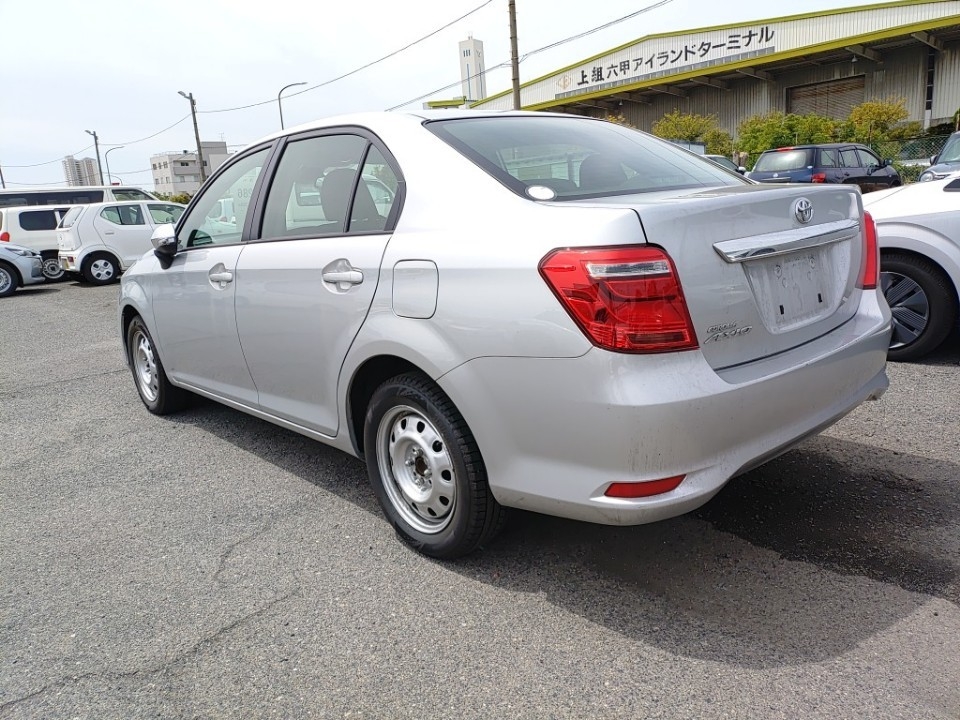TOYOTA COROLLA AXIO