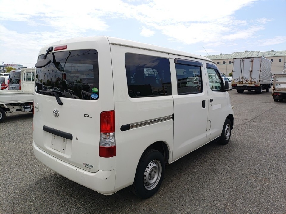 TOYOTA TOWN ACE