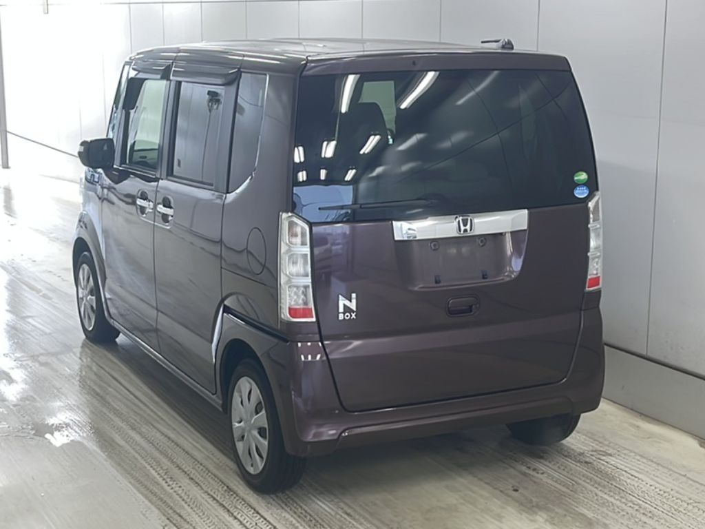 HONDA N-BOX