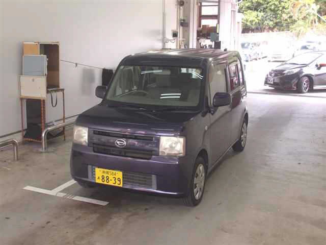 DAIHATSU MOVE CONTE