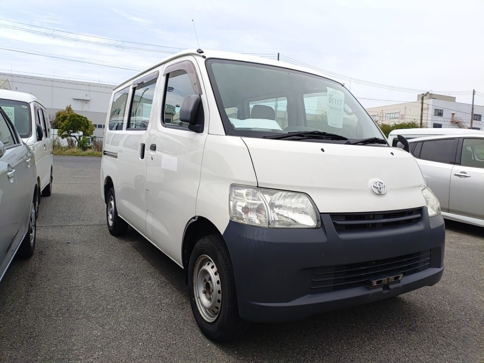 TOYOTA TOWN ACE