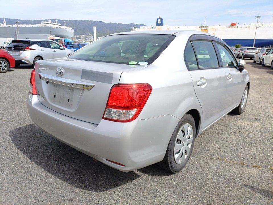 TOYOTA COROLLA AXIO