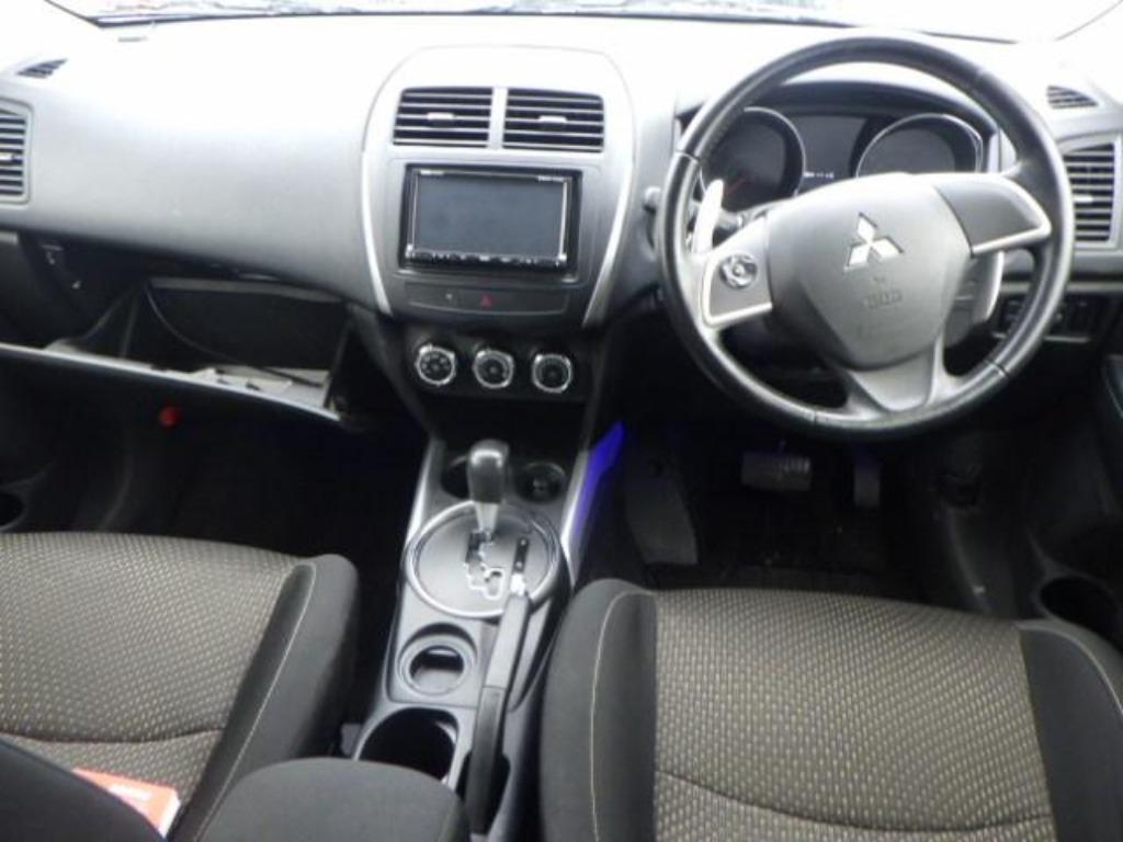 MITSUBISHI RVR