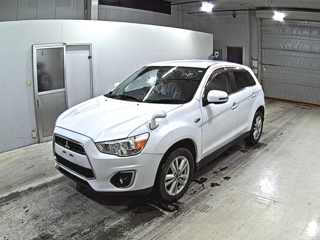 MITSUBISHI RVR