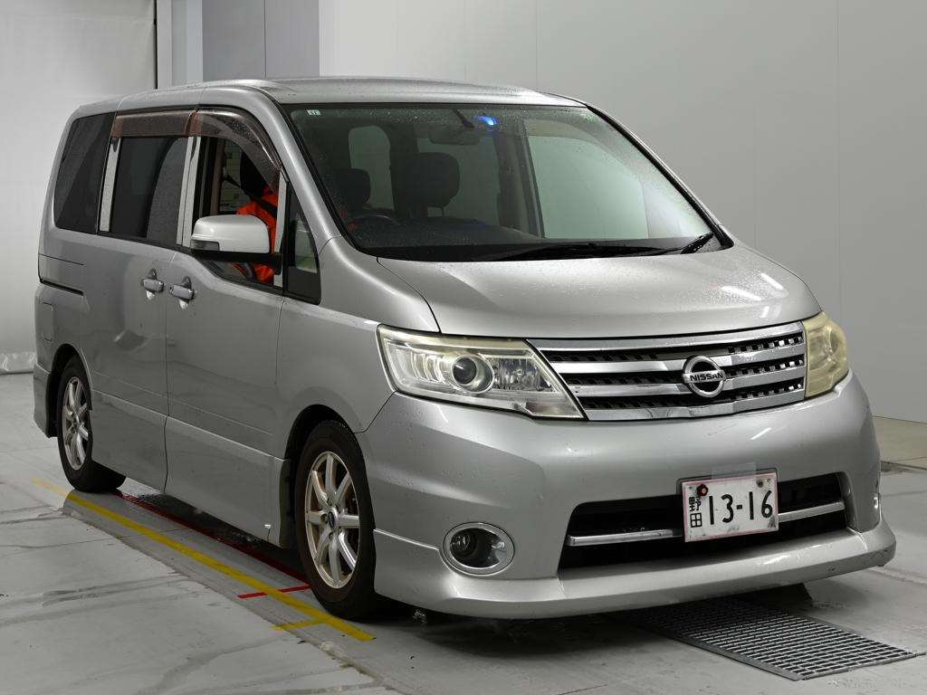 NISSAN SERENA