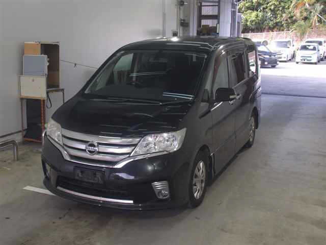 NISSAN SERENA