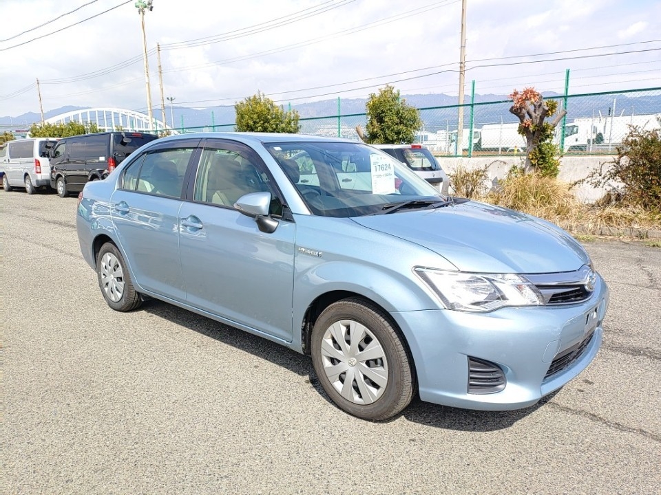 TOYOTA COROLLA AXIO