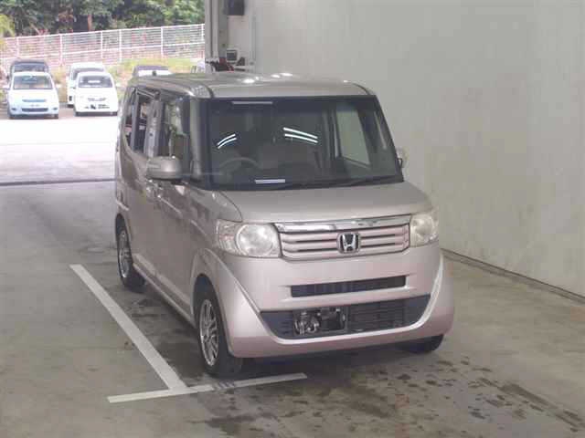 HONDA N-BOX