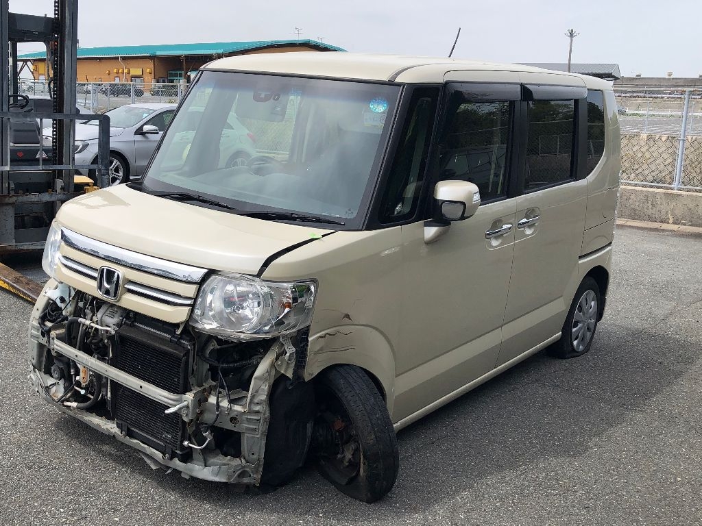 HONDA N-BOX