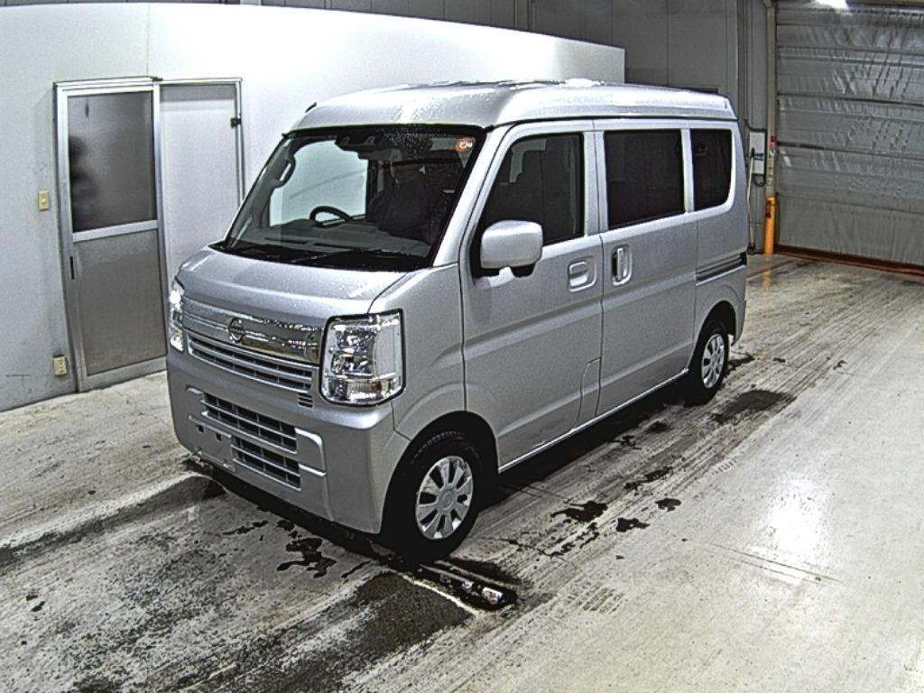 NISSAN NV100 CLIPPER