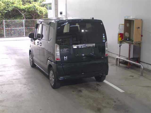 HONDA N-BOX