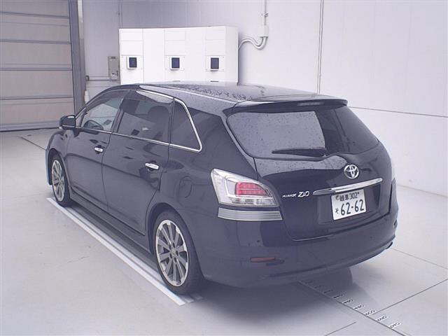 TOYOTA MARK X ZIO