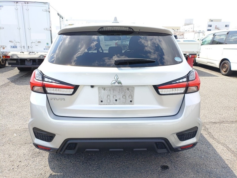 MITSUBISHI RVR