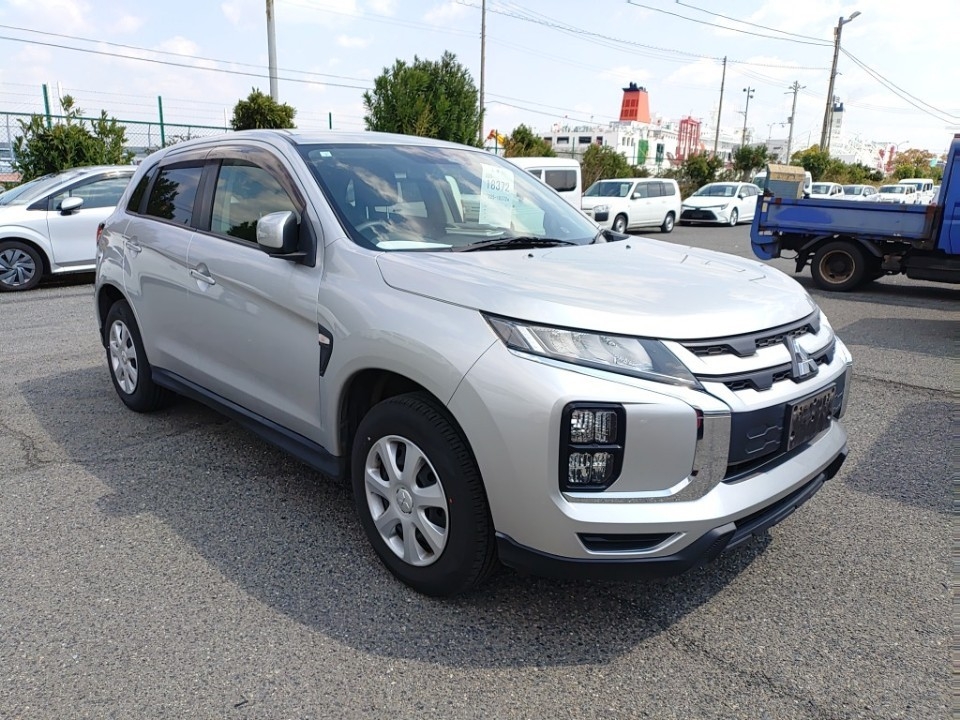 MITSUBISHI RVR