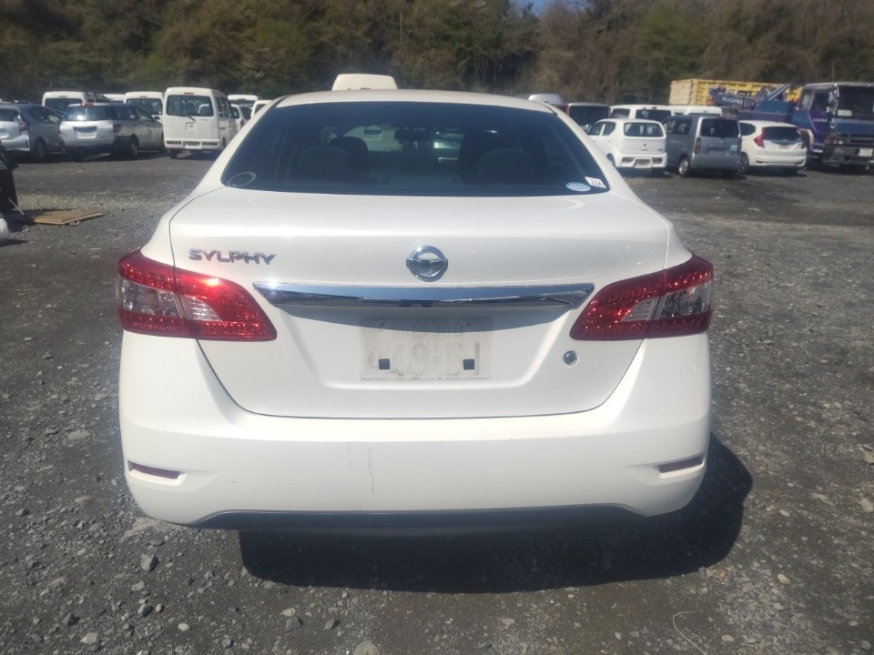 NISSAN SYLPHY