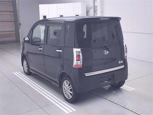 DAIHATSU TANTO EXE