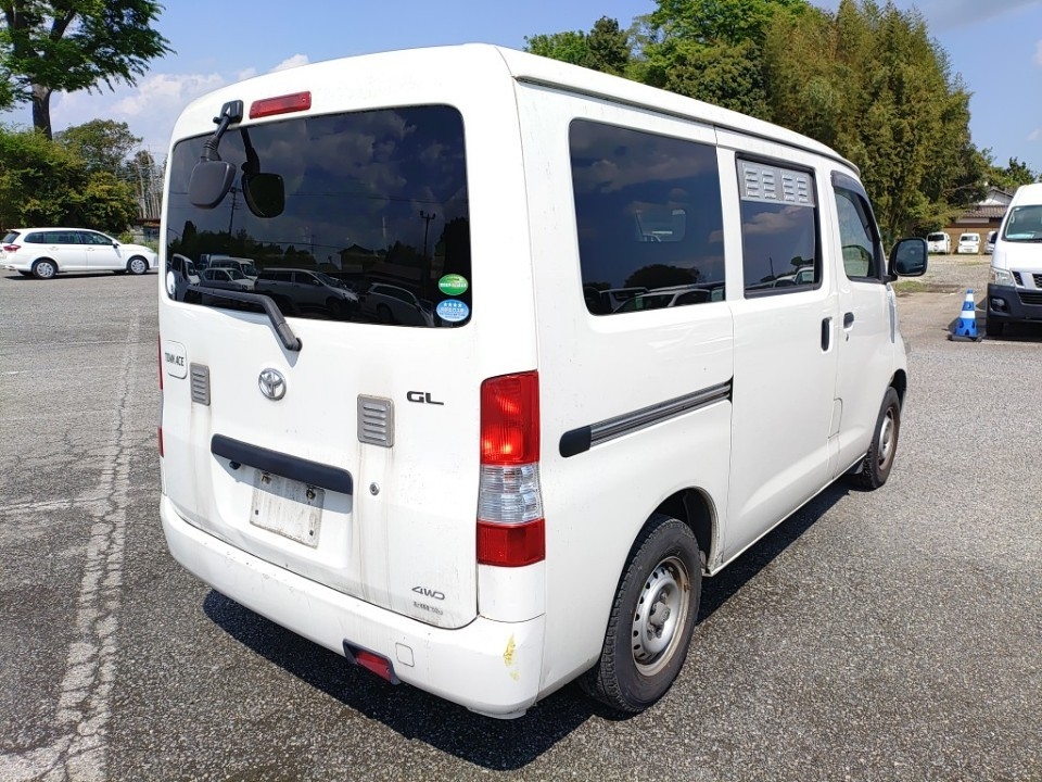 TOYOTA TOWN ACE