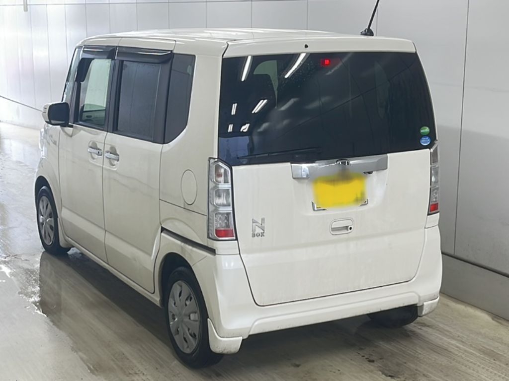 HONDA N-BOX