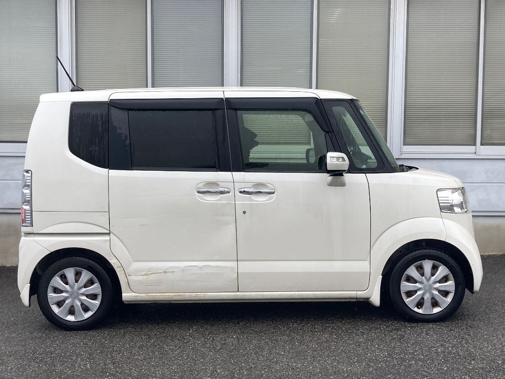 HONDA N-BOX