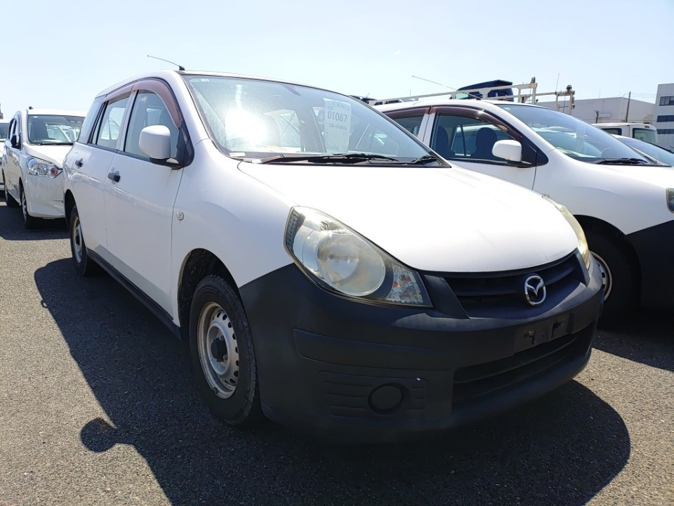 MAZDA FAMILIA