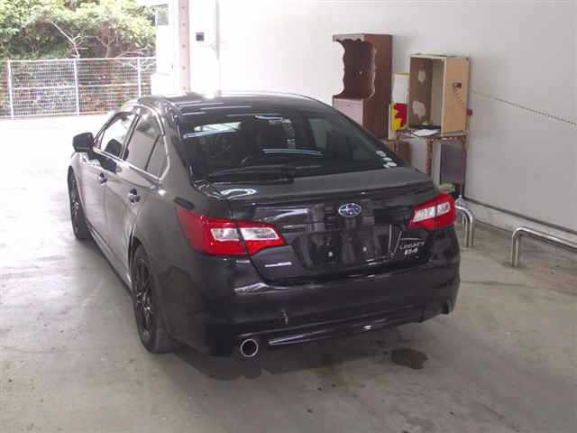 SUBARU LEGACY B4