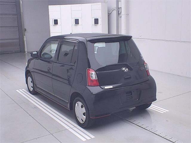 DAIHATSU ESSE