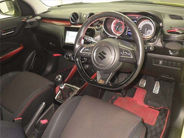 SUZUKI SWIFT
