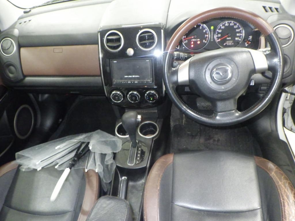 MAZDA VERISA