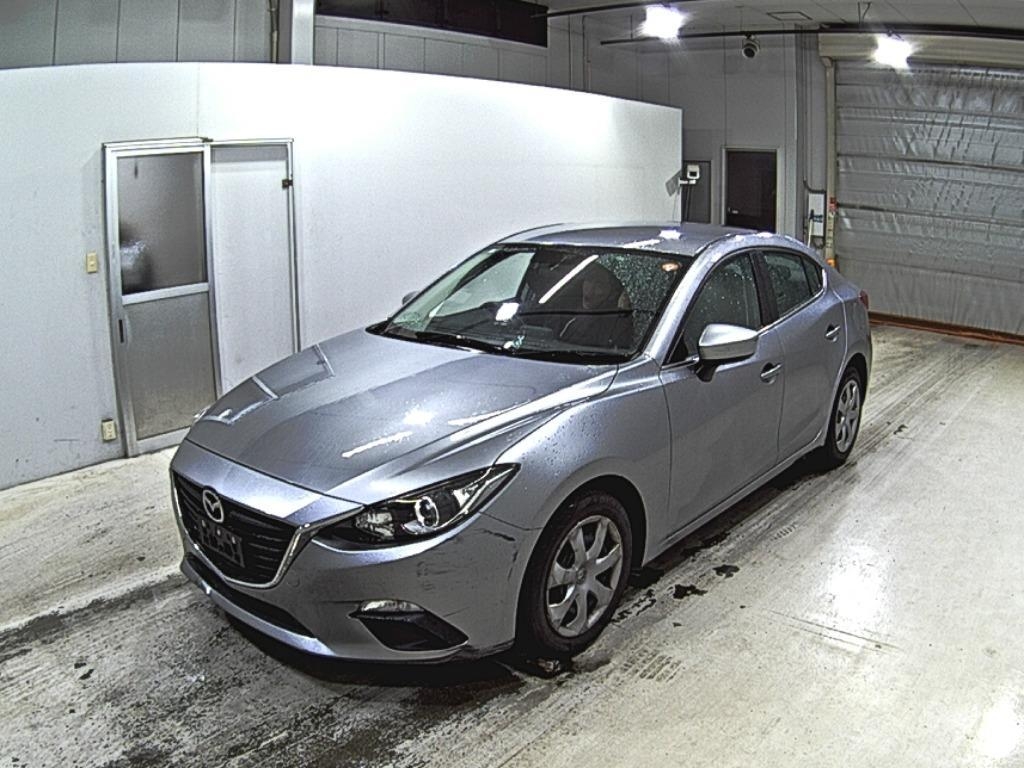 MAZDA AXELA