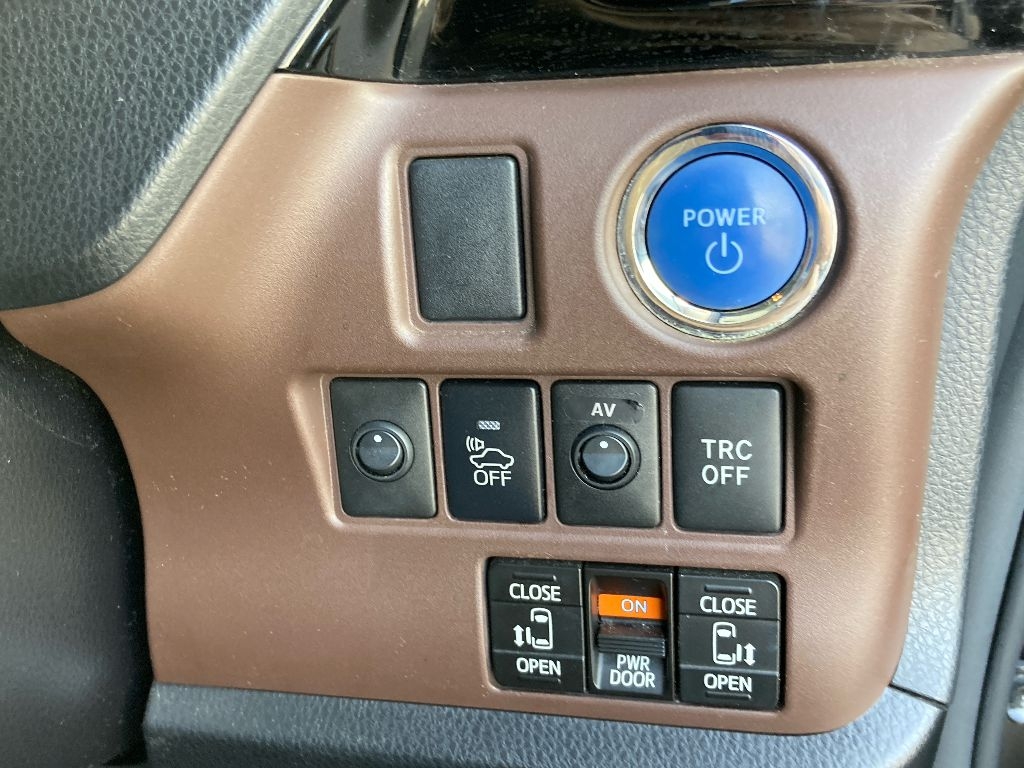 TOYOTA ESQUIRE