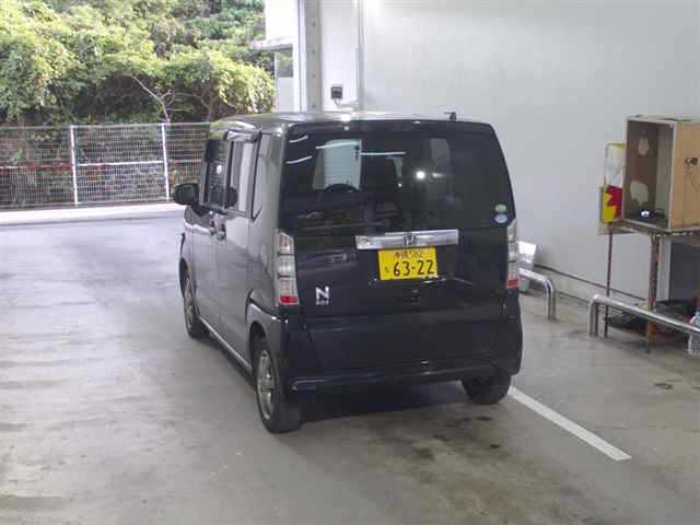 HONDA N-BOX