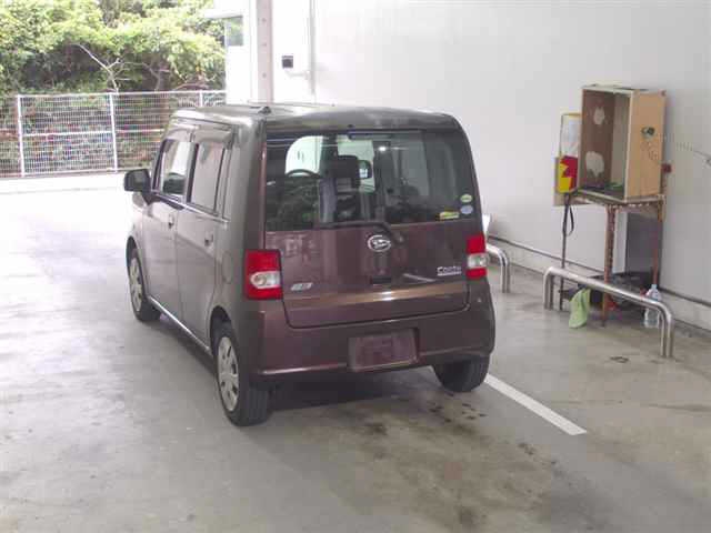DAIHATSU MOVE CONTE