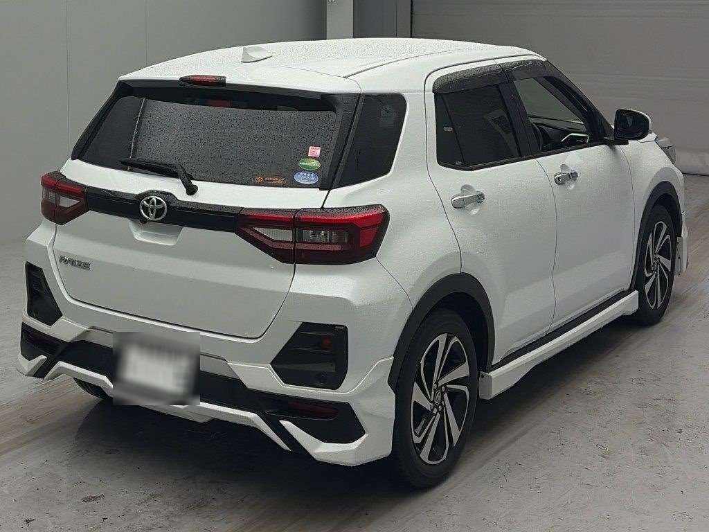 TOYOTA RAIZE