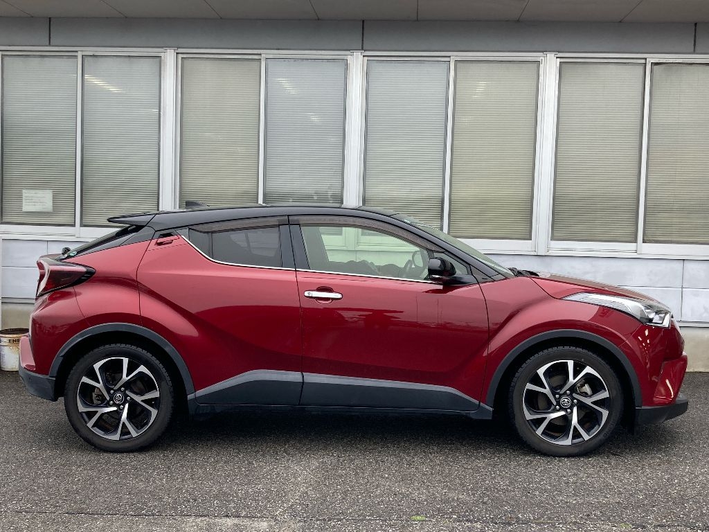 TOYOTA C-HR