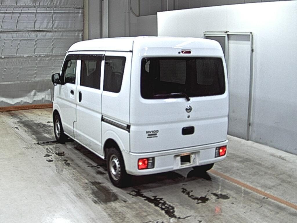 NISSAN NV100 CLIPPER
