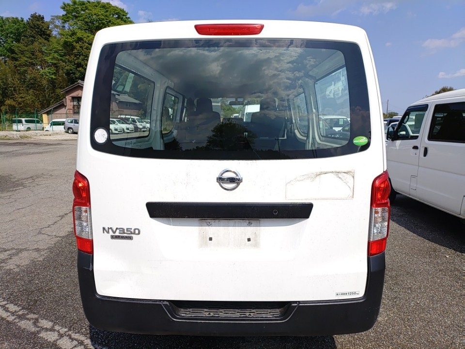 NISSAN NV350 CARAVAN