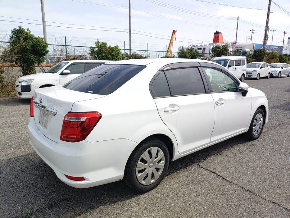 TOYOTA COROLLA AXIO