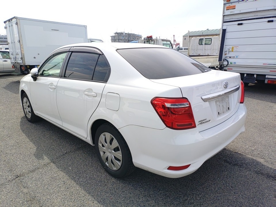 TOYOTA COROLLA AXIO