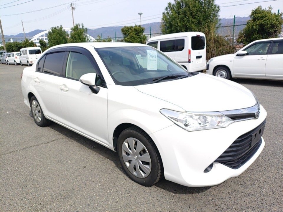 TOYOTA COROLLA AXIO