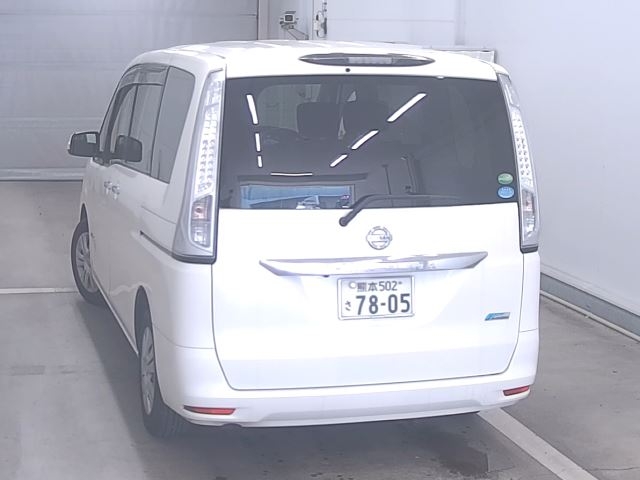 NISSAN SERENA