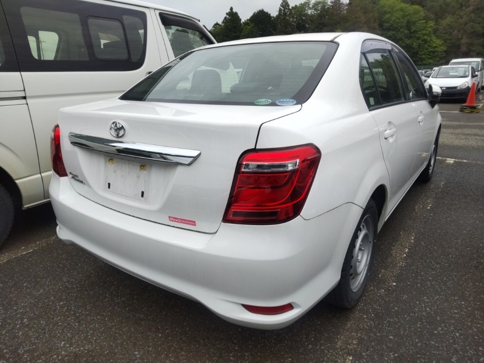 TOYOTA COROLLA AXIO