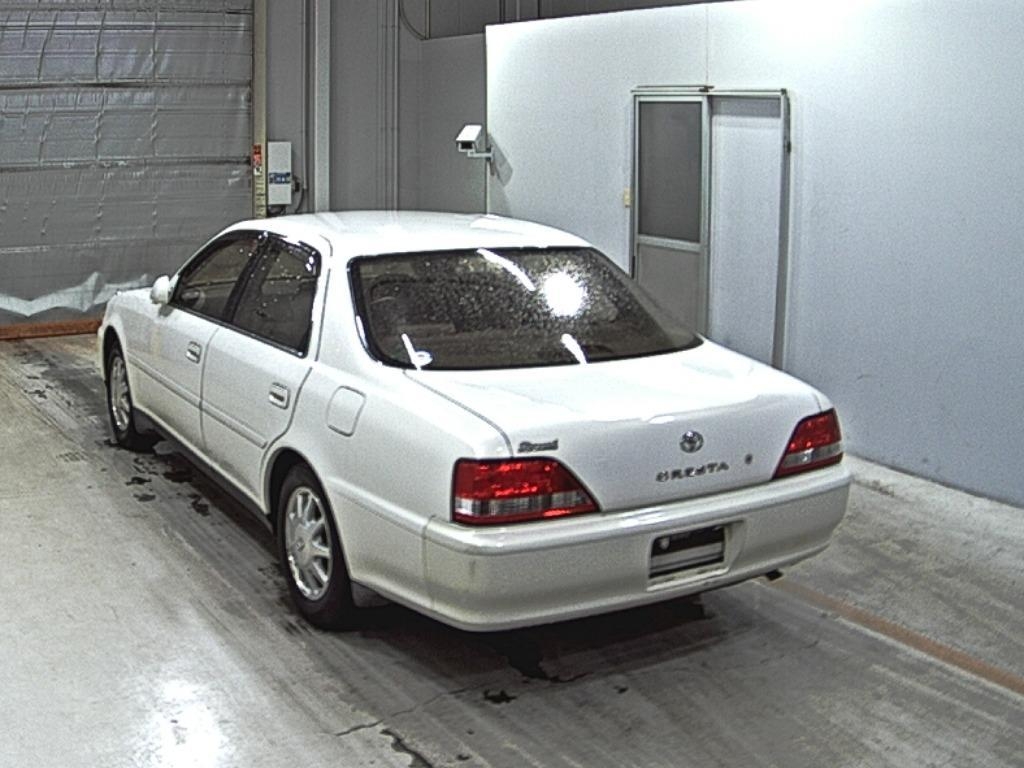 TOYOTA CRESTA