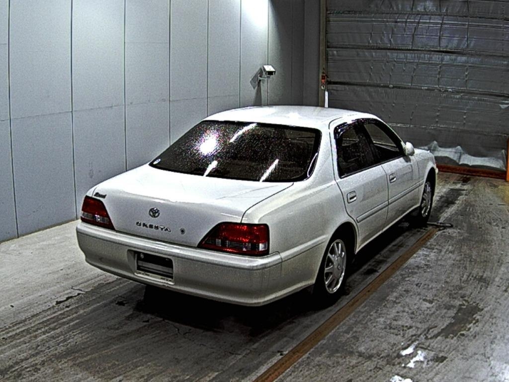 TOYOTA CRESTA