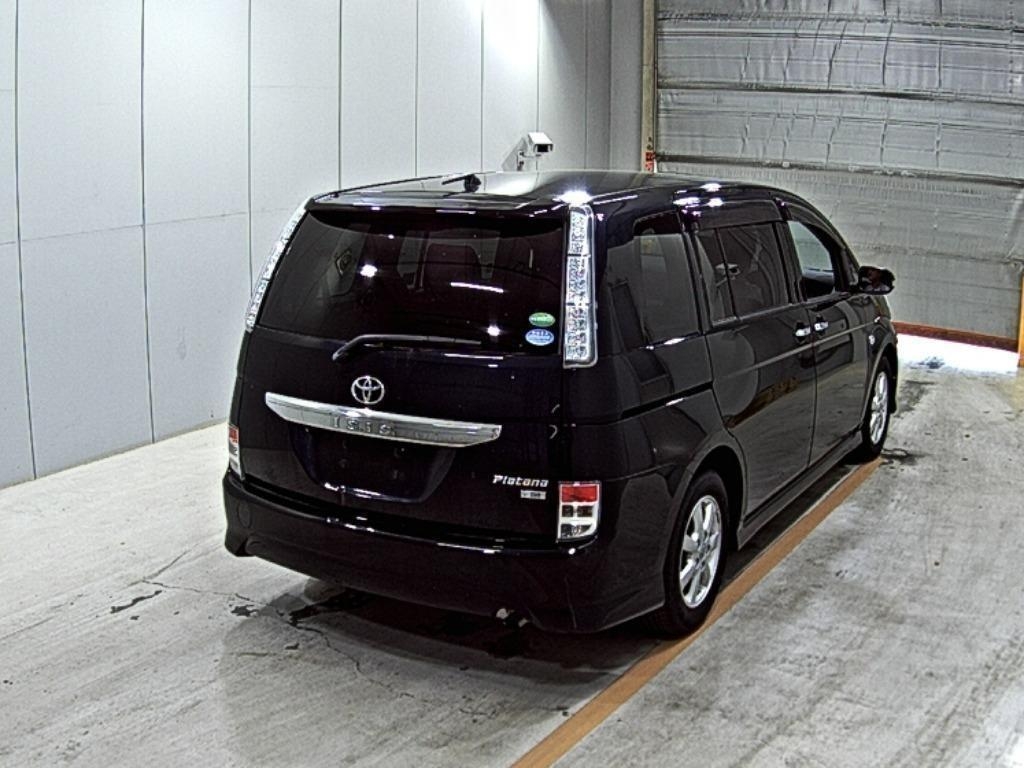 TOYOTA ISIS