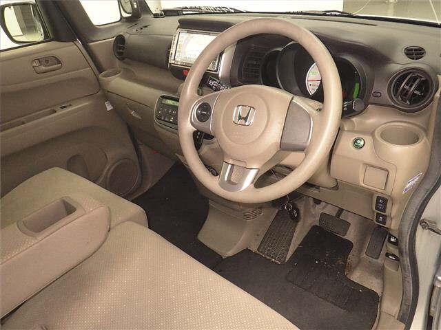 HONDA N-BOX+
